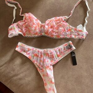 NWT’s Bootay Bag size XS thong and bra